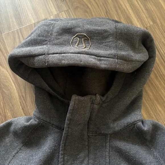 Lululemon Men's Deep Cove Full Zip Charcoal Gray Hoodie - Picture 2 of 13
